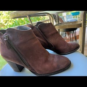 Paul Green EUC booties.